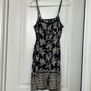 Volcom Women’s Dress - Small